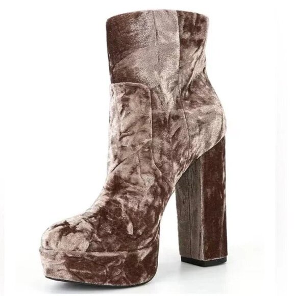 NEW Gianni Bini Didier Velvet Platform Block Heel Booties in Taupe - Picture 2 of 5